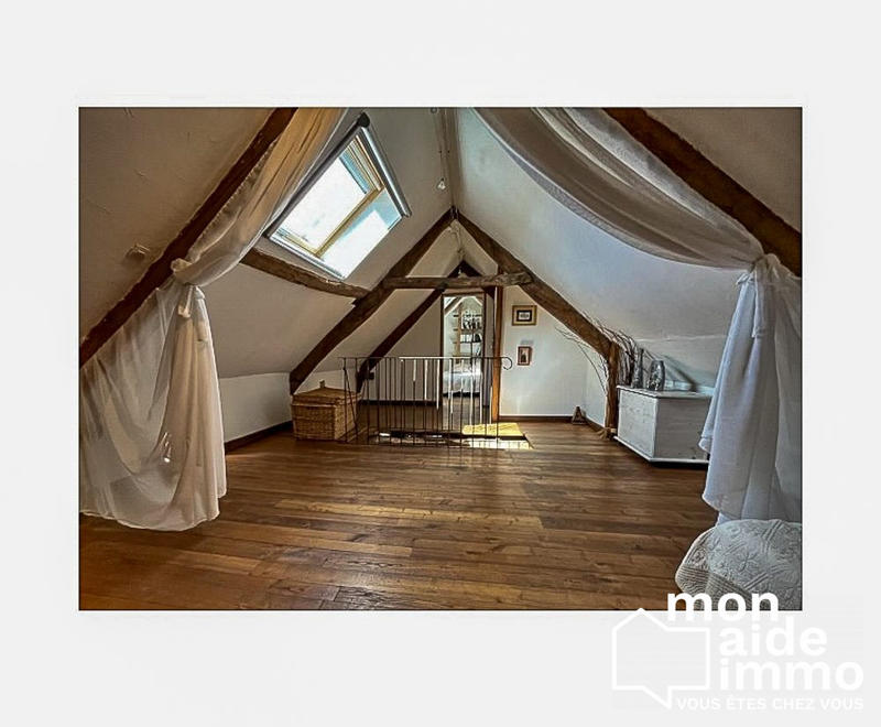 Maison - 102 m² - 5 pièces