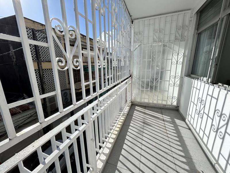 Appartement - 93 m² - 4 pièces