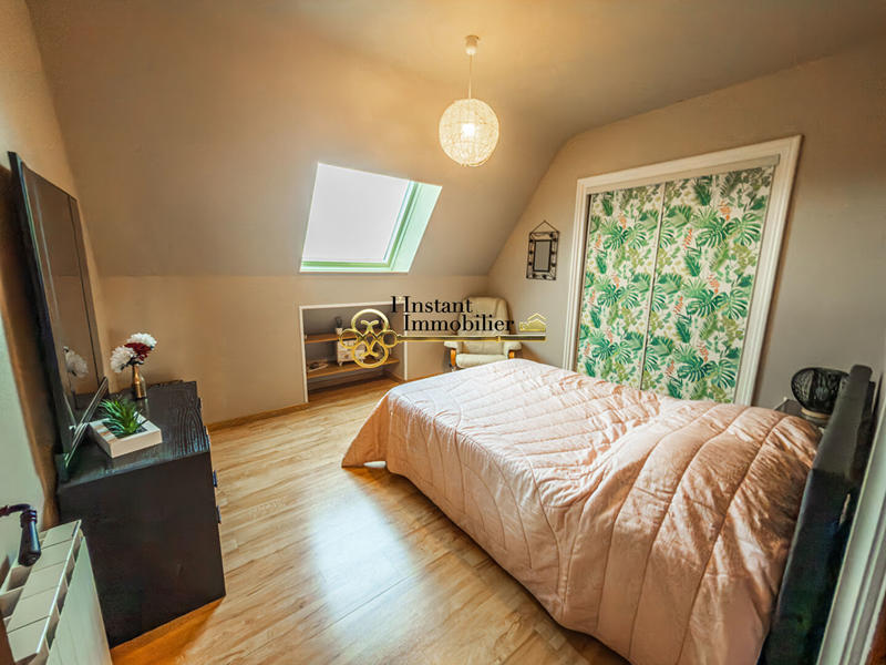 Demeure - 185 m² - 7 pièces