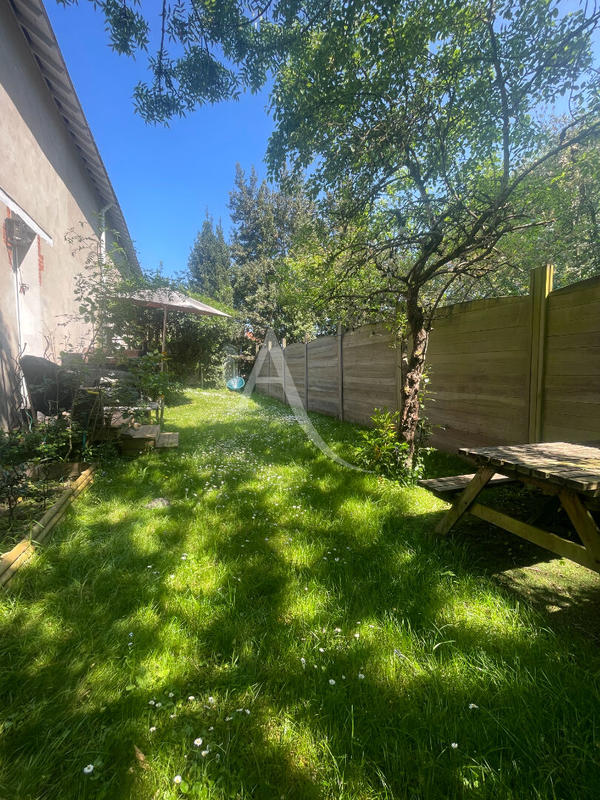 Maison - 204 m² - 6 pièces