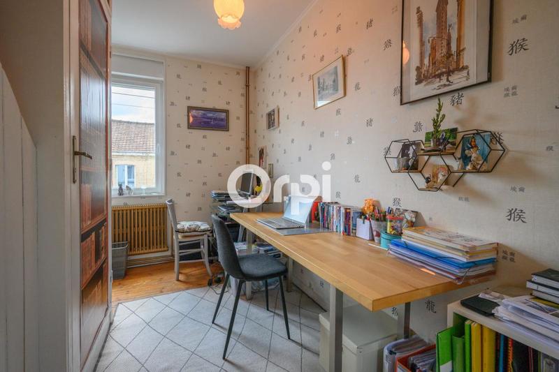 Maison - 214 m² - 5 pièces