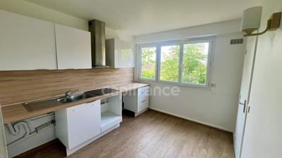 Appartement - 76 m² - 4 pièces