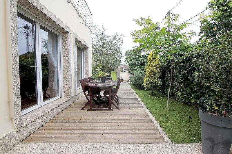 Maison - 135 m² - 10 pièces