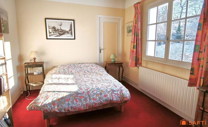 Maison - 179 m² - 9 pièces