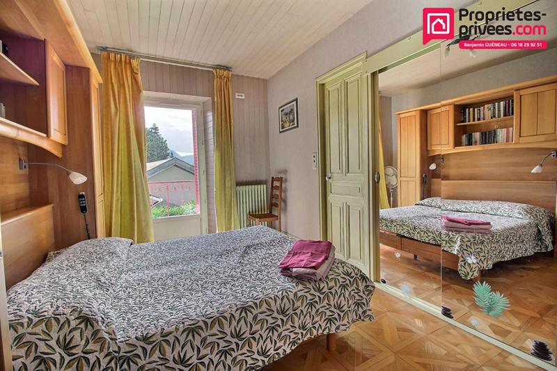 Maison - 160 m² - 6 pièces