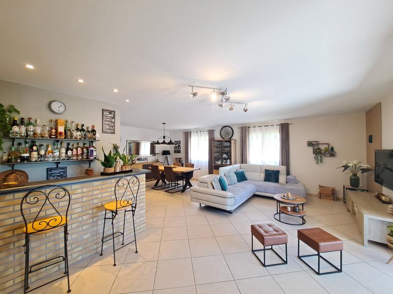 Maison - 135 m² - 5 pièces