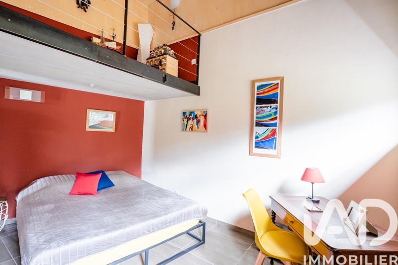 Maison de maîtres - 225 m² - 7 pièces