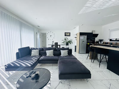 Maison - 136 m² - 5 pièces