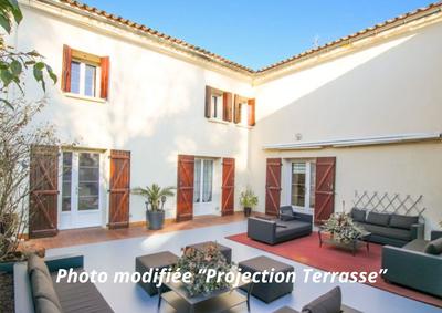 Maison - 228 m² - 9 pièces