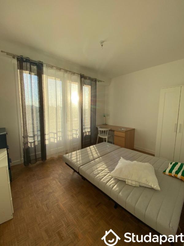 Chambre - 10 m² - 1 pièce