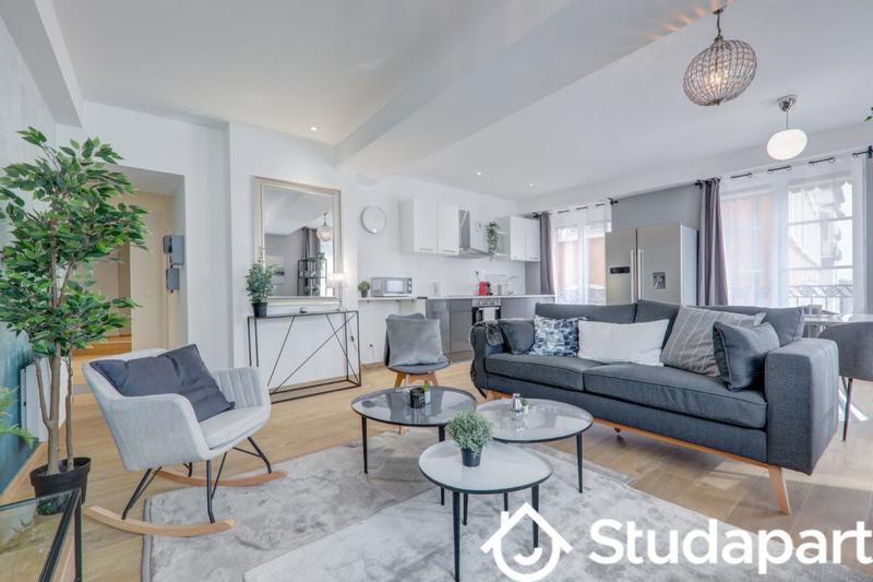 Chambre - 11 m² - 1 pièce