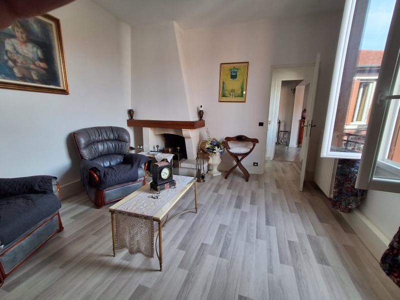 Appartement - 93 m² - 4 pièces