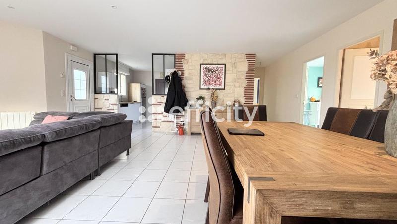 Maison - 84 m² - 4 pièces