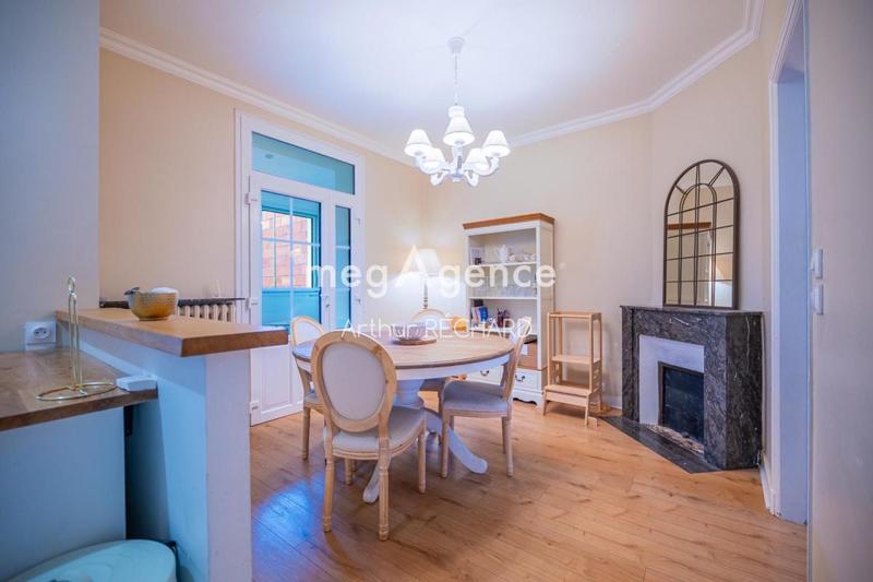 Maison - 102 m² - 5 pièces