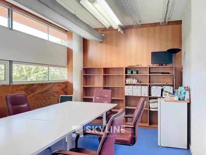 Bureau - 160 m²