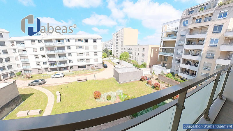 Appartement - 94 m² - 4 pièces