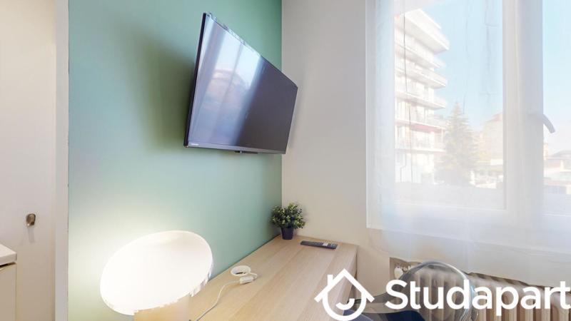 Chambre - 11 m² - 1 pièce