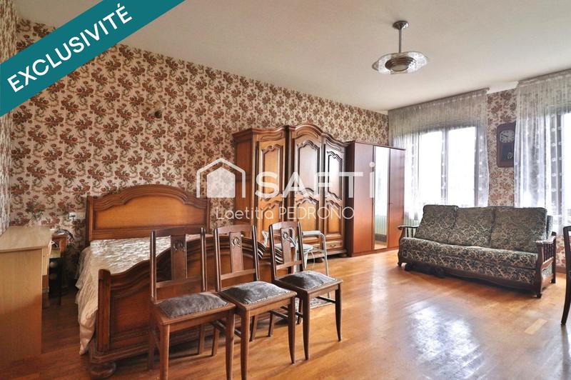 Maison - 257 m² - 7 pièces