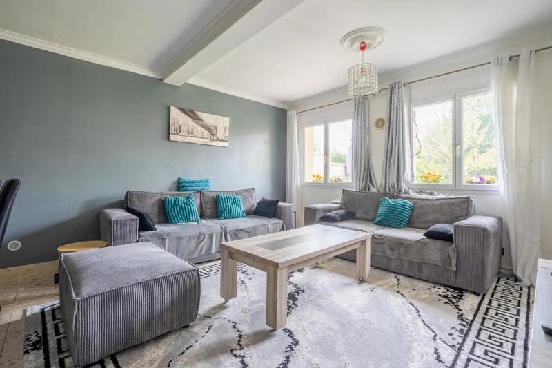 Maison - 175 m² - 7 pièces