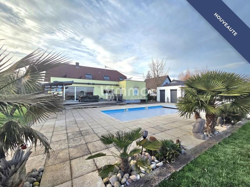 Maison - 198 m² - 7 pièces