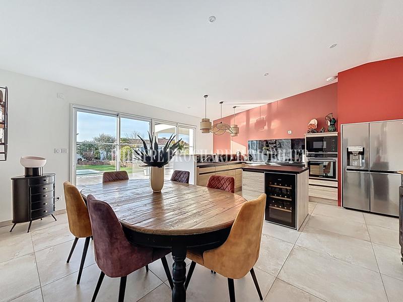 Maison contemporaine - 148 m² - 7 pièces