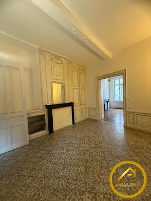 Maison - 209 m² - 9 pièces