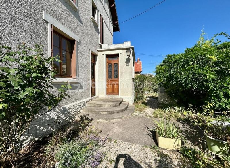 Maison - 170 m² - 7 pièces