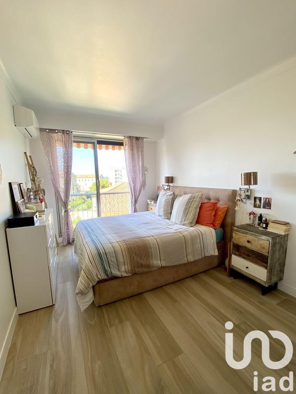 Appartement - 99 m² - 4 pièces