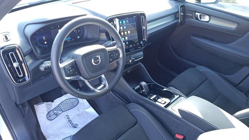 Volvo Xc40 2.0 B4 197 Dct7 Plus - Automatique
