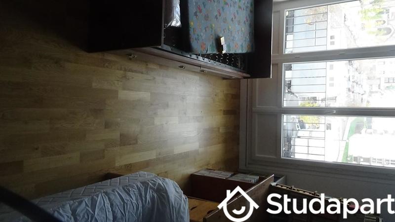 Chambre - 10 m² - 1 pièce