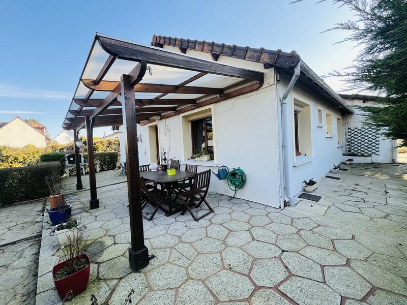 Maison - 120 m² - 5 pièces