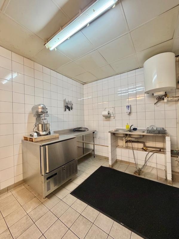 Fonds de commerce - 85 m²