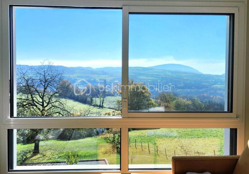 Maison - 202 m² - 7 pièces