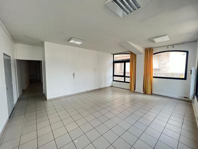 Divers - 150 m² - 6 pièces