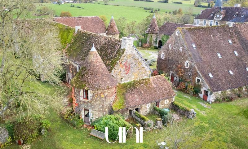 Maison - 507 m² - 13 pièces