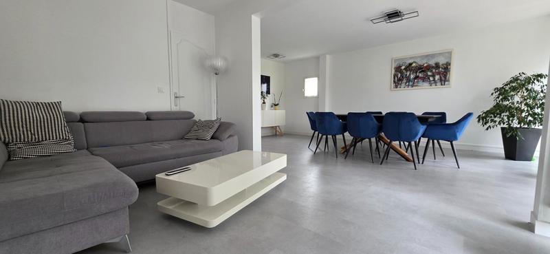 Maison - 140 m² - 6 pièces