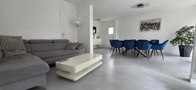 Maison - 140 m² - 6 pièces