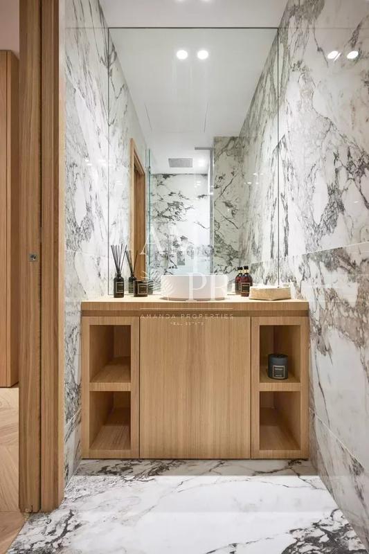 Appartement - 110 m² - 5 pièces