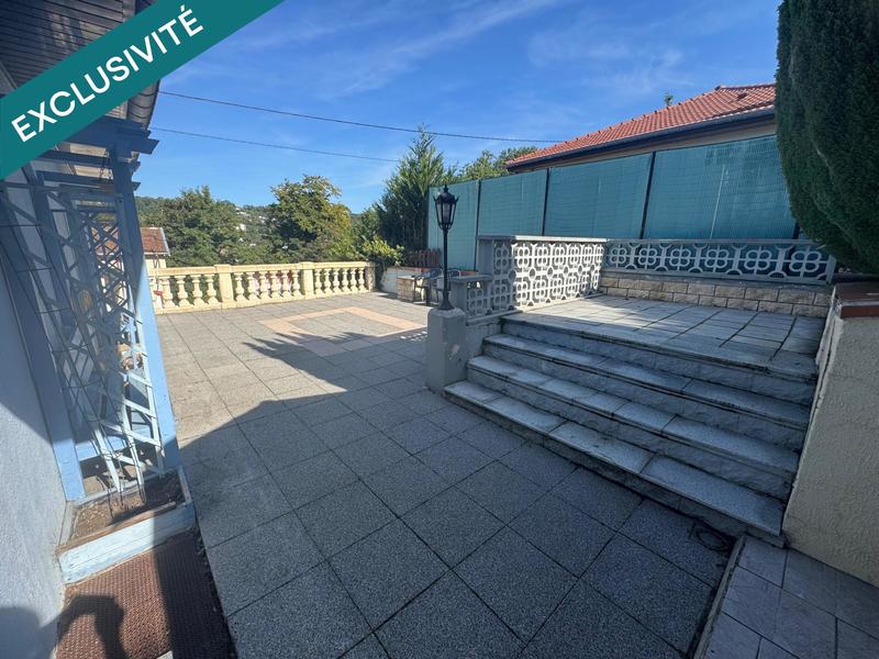 Maison - 105 m² - 5 pièces