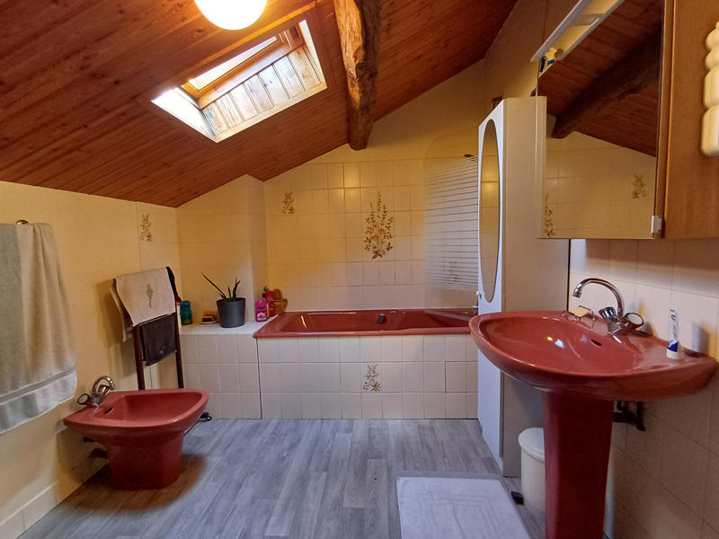 Maison - 93 m² - 5 pièces