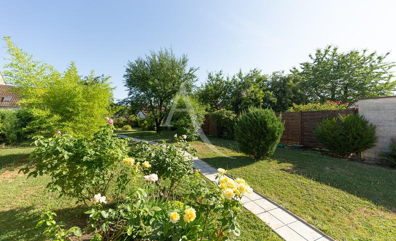 Maison - 100 m² - 6 pièces