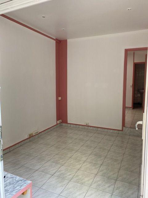 Local commercial - 20 m² - 2 pièces