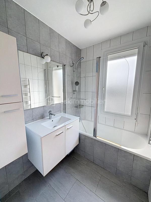 Maison - 82 m² - 4 pièces