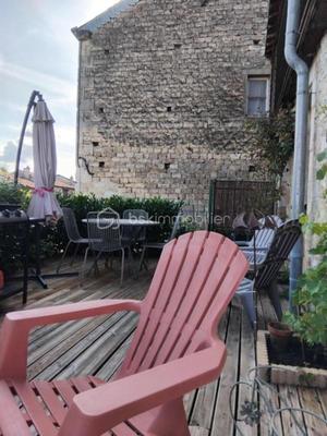 Maison - 137 m² - 7 pièces