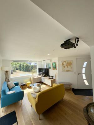 Propriété - 166 m² - 9 pièces