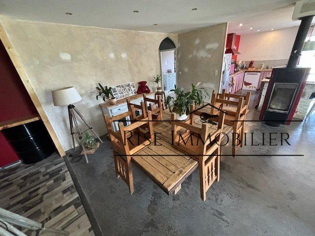 Maison - 160 m² - 4 pièces