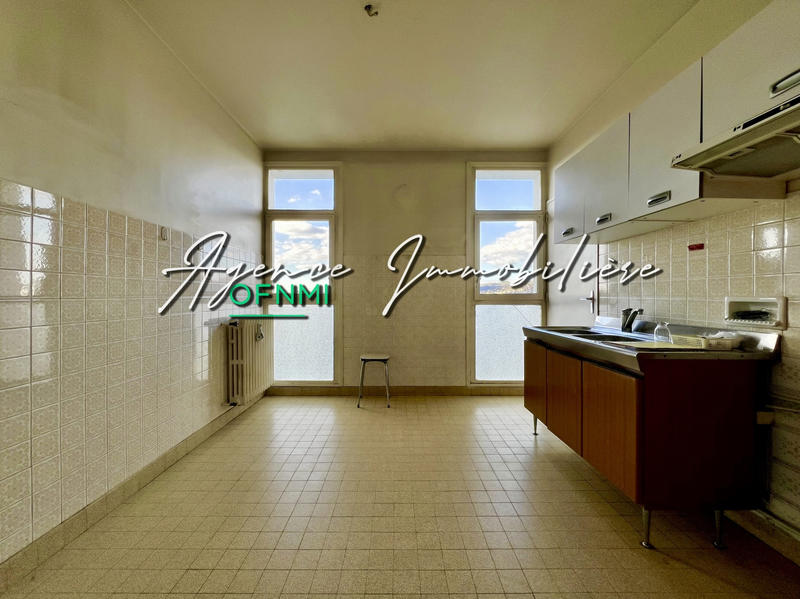 Appartement - 85 m² - 4 pièces