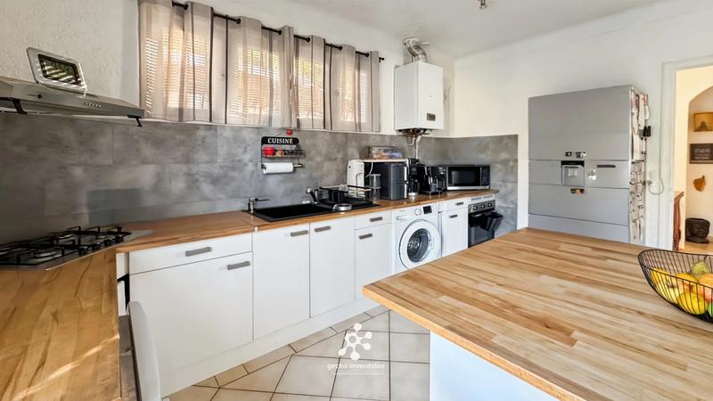 Maison - 100 m² - 4 pièces