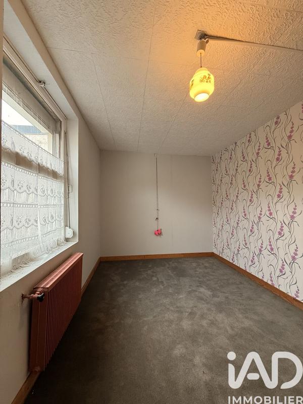 Maison - 200 m² - 10 pièces