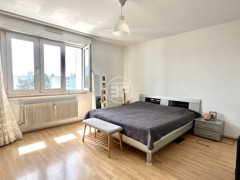 Appartement - 95 m² - 4 pièces